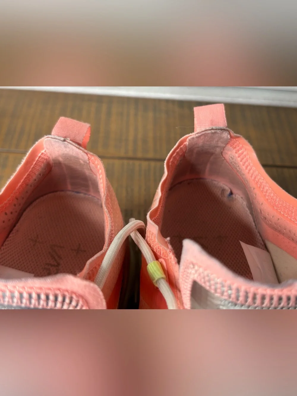 Nike Air VaporMax 2019 Pink Tint Barely Volt Neon Running Shoes Women’s Size 7